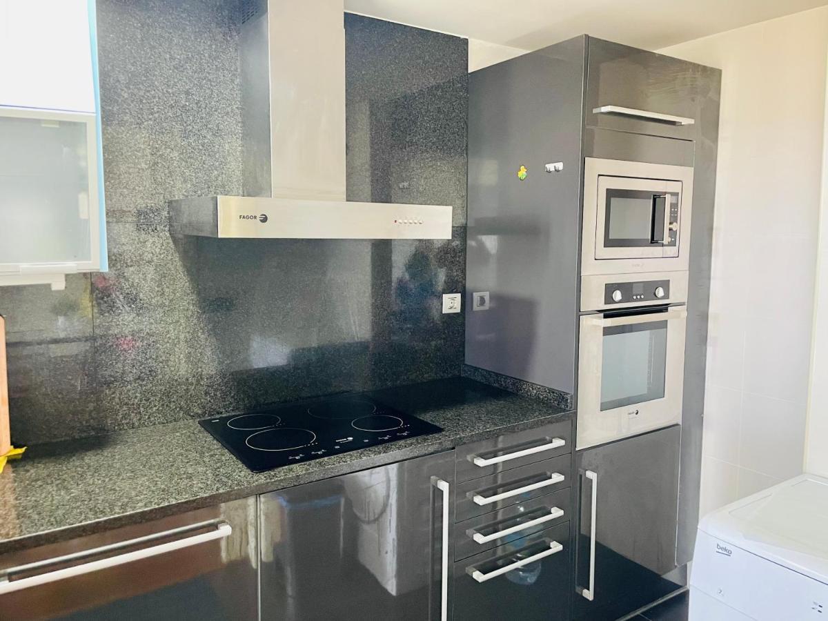Forum De Barcelona Sea View Apartment With Garage Parking Sant Adria de Besos Bagian luar foto
